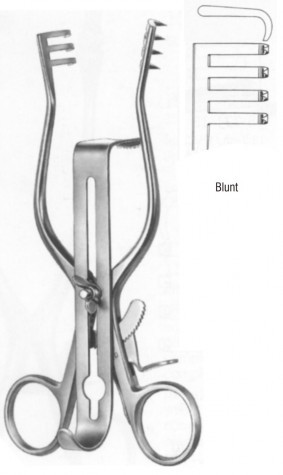 Henley Retractor Blunt 16.5 cm complete with 3 Blades

